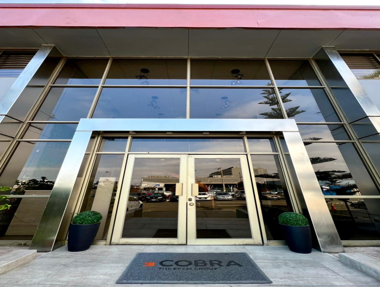 COBRA: 25 años de innovación y éxito de los clientes